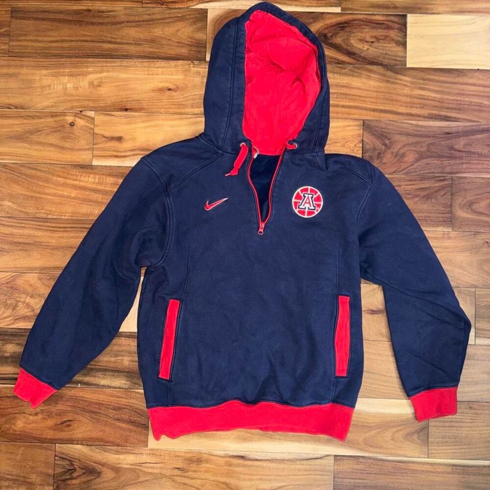 Vintage Arizona Wildcats Nike Men's 1/4 Zip Navy and Blue Hoodie